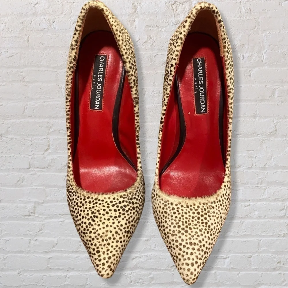Charles Jourdan animal print pointy toe heels Size: 6